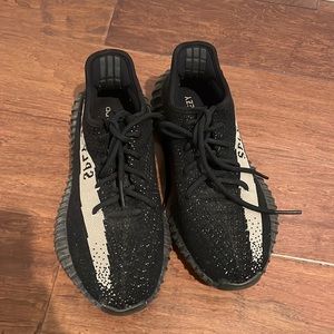 100% authentic Yeezy sneakers